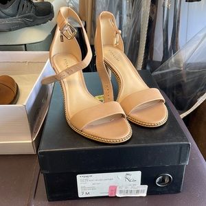 Coach Maude beige size 7m gold beaded shoe